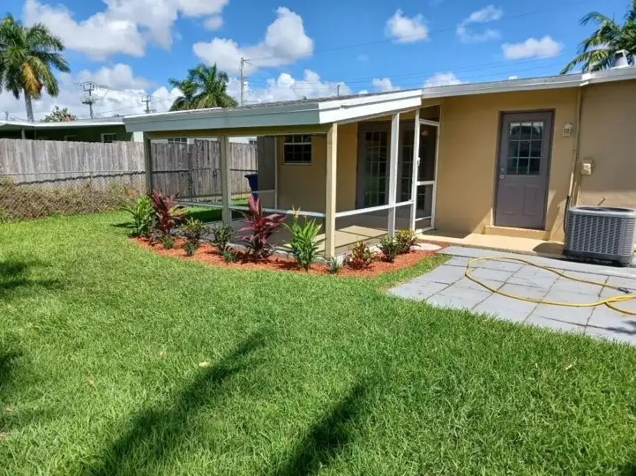 6368 NW 24th Court, Margate FL 33063 photo 3
