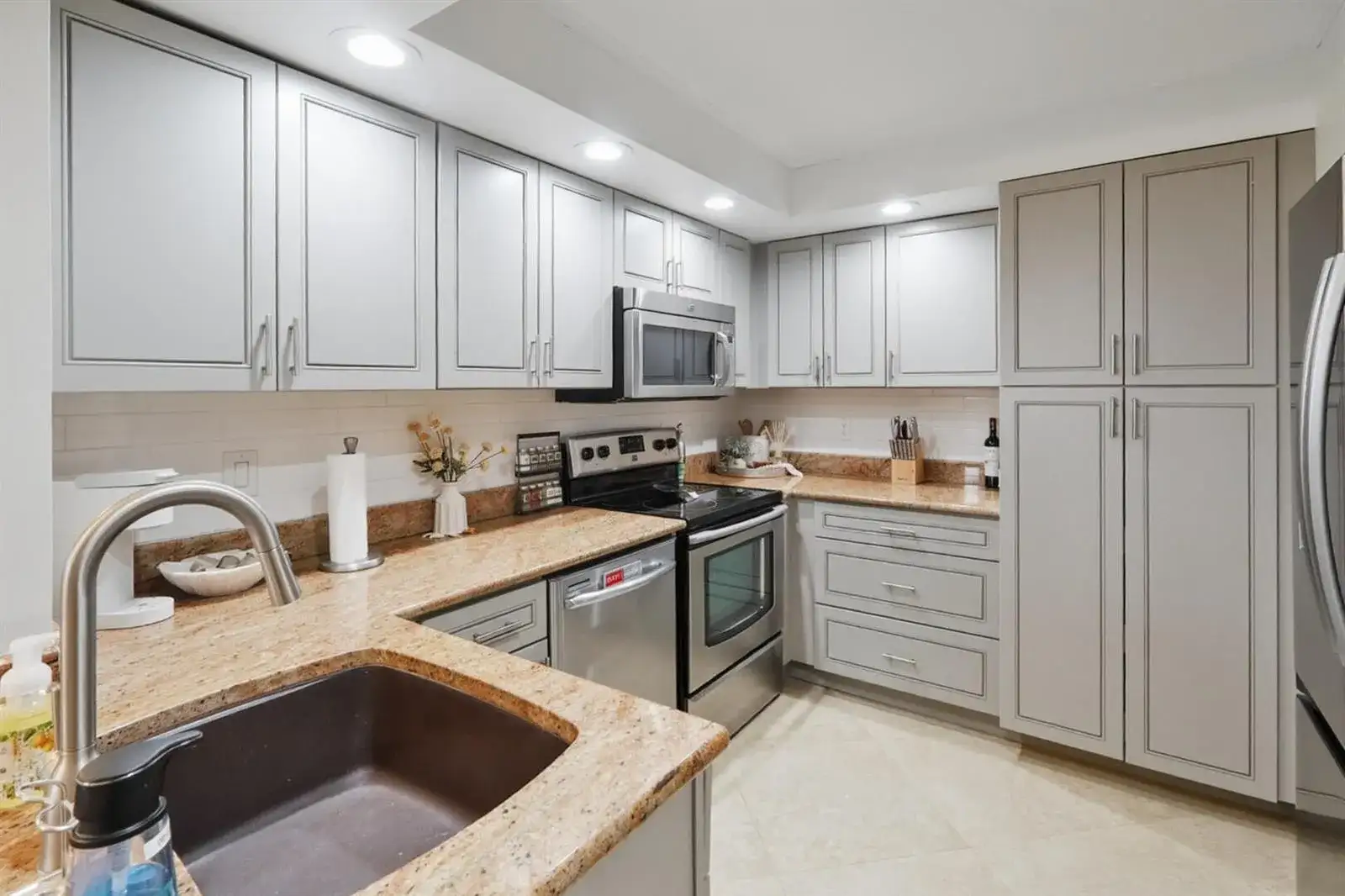 2800 N OCEAN # 4A, Singer Island FL 33404 photo 4