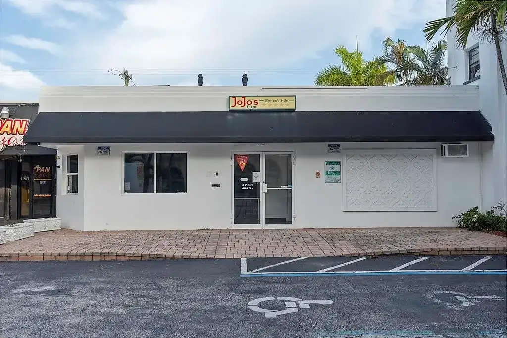 127 N Federal Highway # B, FL 33460 photo 2