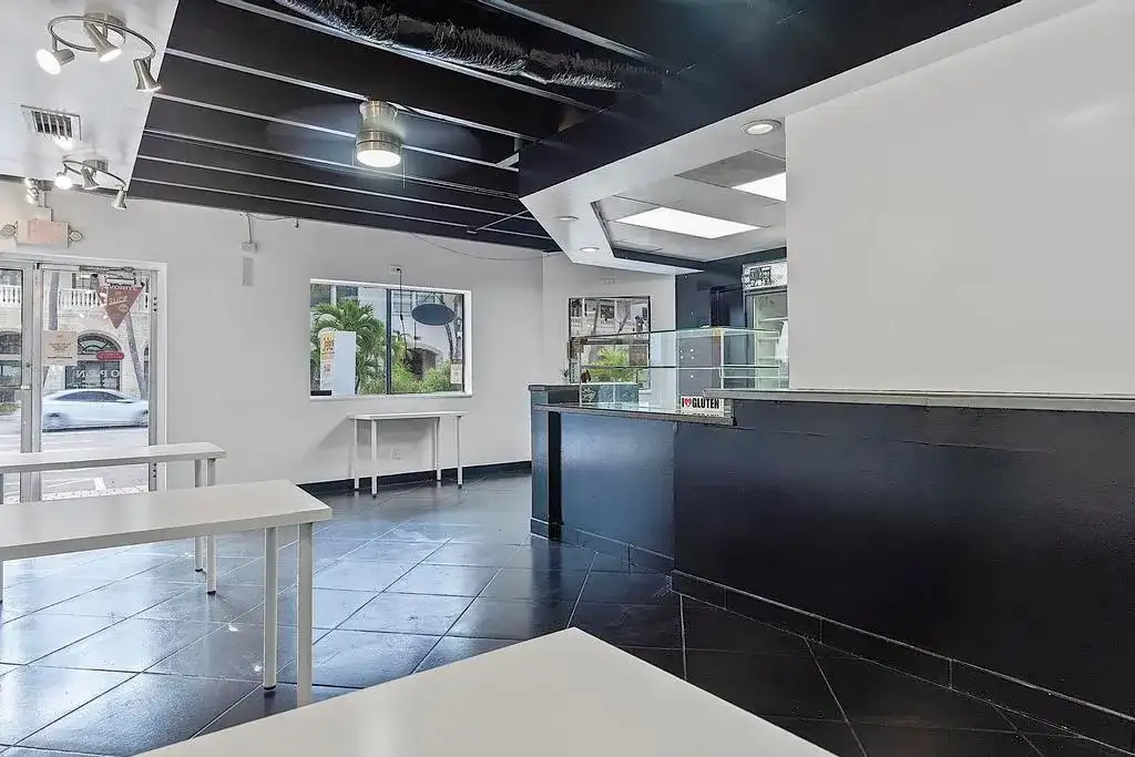 127 N Federal Highway # B, FL 33460 photo 5