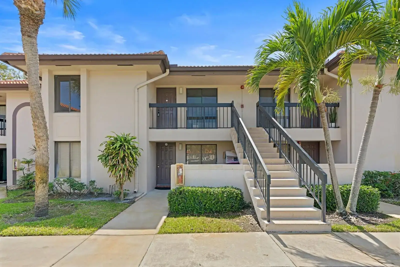350 Club Circle # 208, Boca Raton FL 33487 photo 2