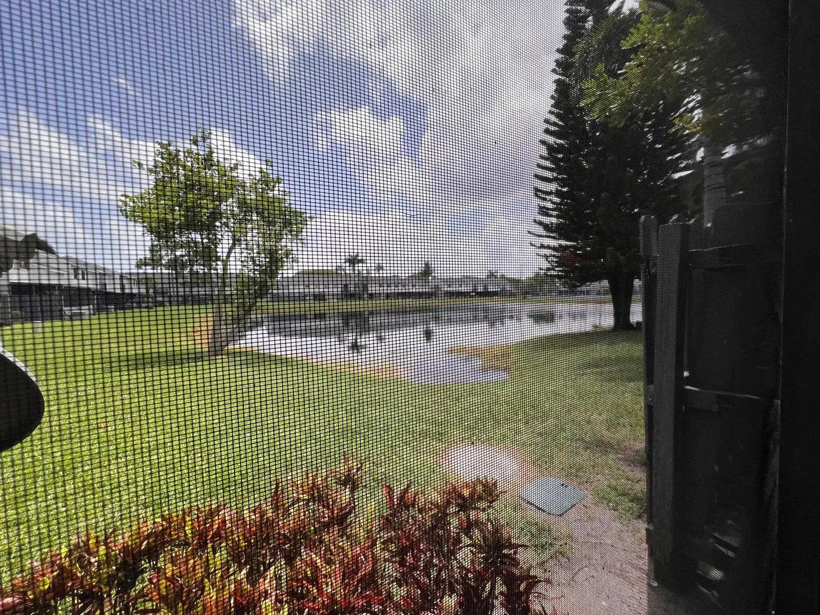 2606 CANALSIDE Drive, FL 33463 photo 5