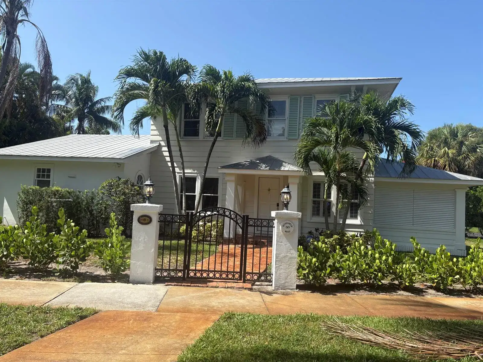 319 BUCKINGHAM Road, West Palm Beach FL 33405 photo 5