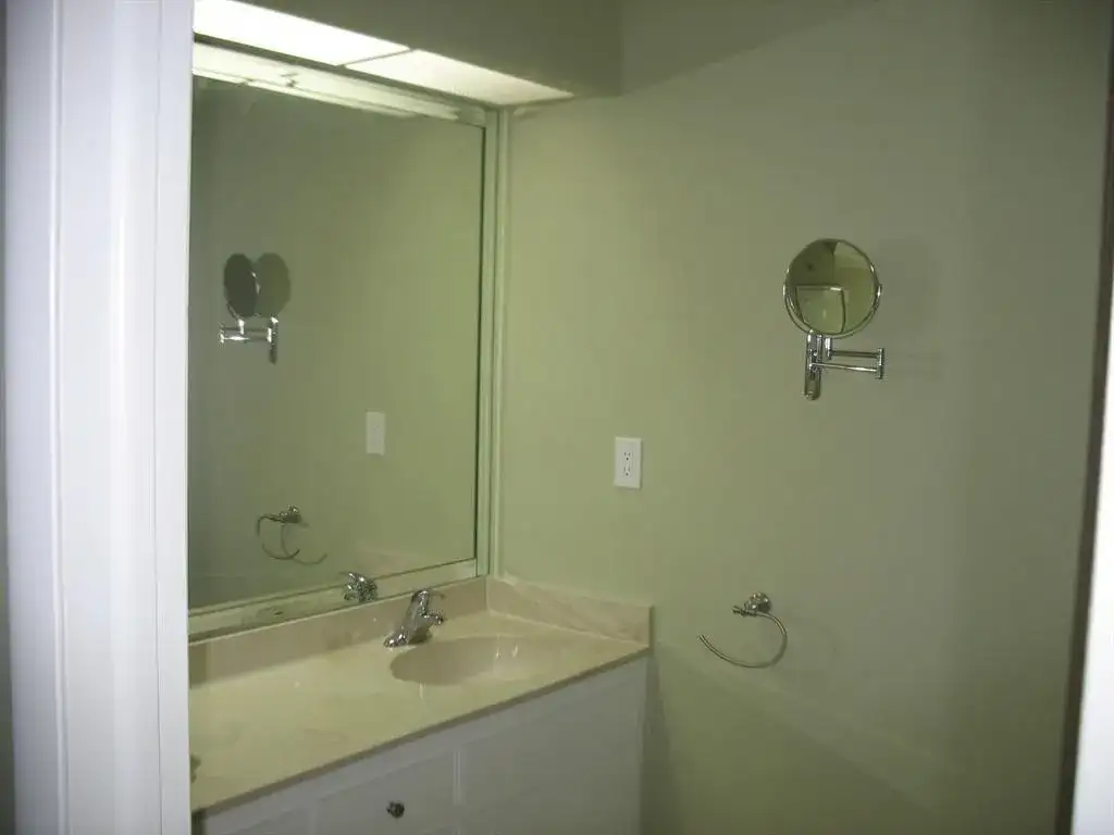 1805 Richard Lane, Palm Springs FL 33406 photo 4