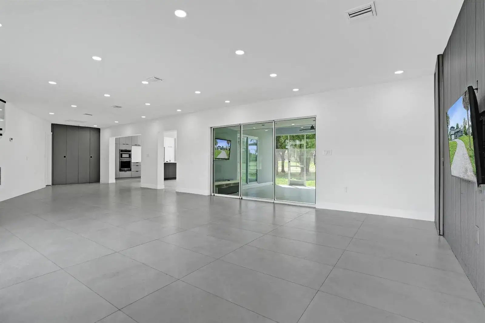 6700 E TROPICAL Way # 1, Plantation FL 33317 photo 4