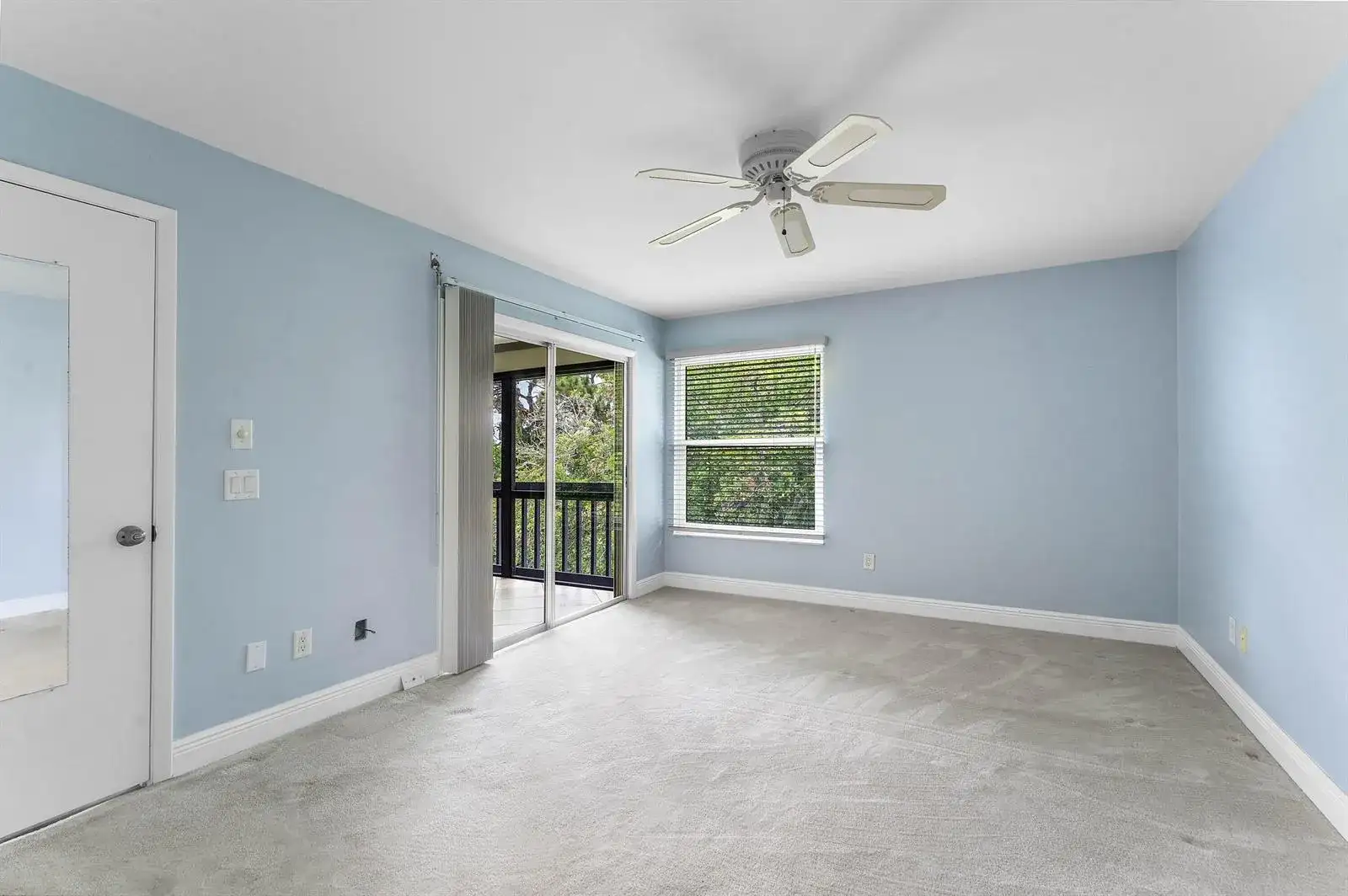 8388 SE CROFT Circle # 6, Hobe Sound FL 33455 photo 5