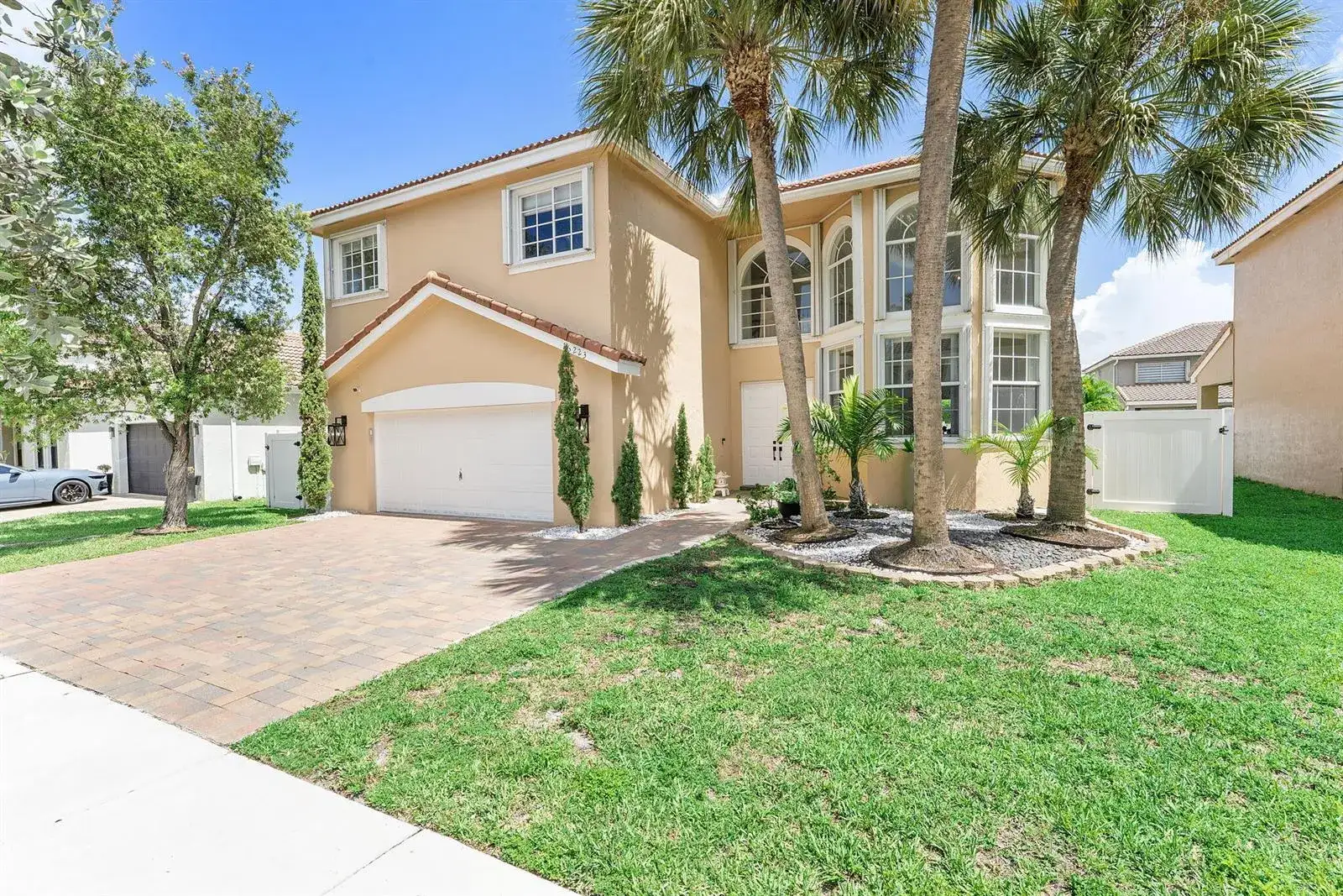 16223 SW 15TH Street, Pembroke Pines FL 33027 photo 2