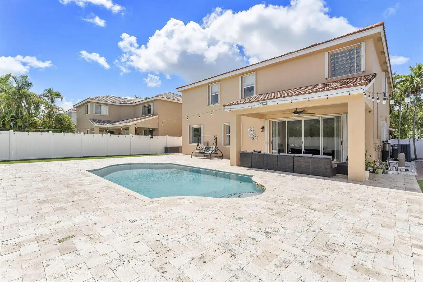 16223 SW 15TH Street, Pembroke Pines FL 33027 photo 4