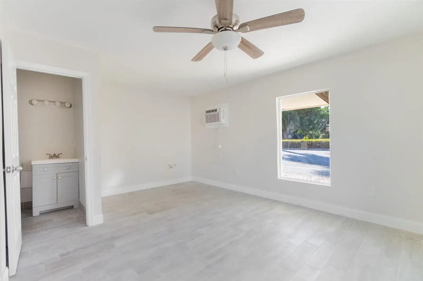 400 S FEDERAL Highway, Boynton Beach FL 33435 photo 5