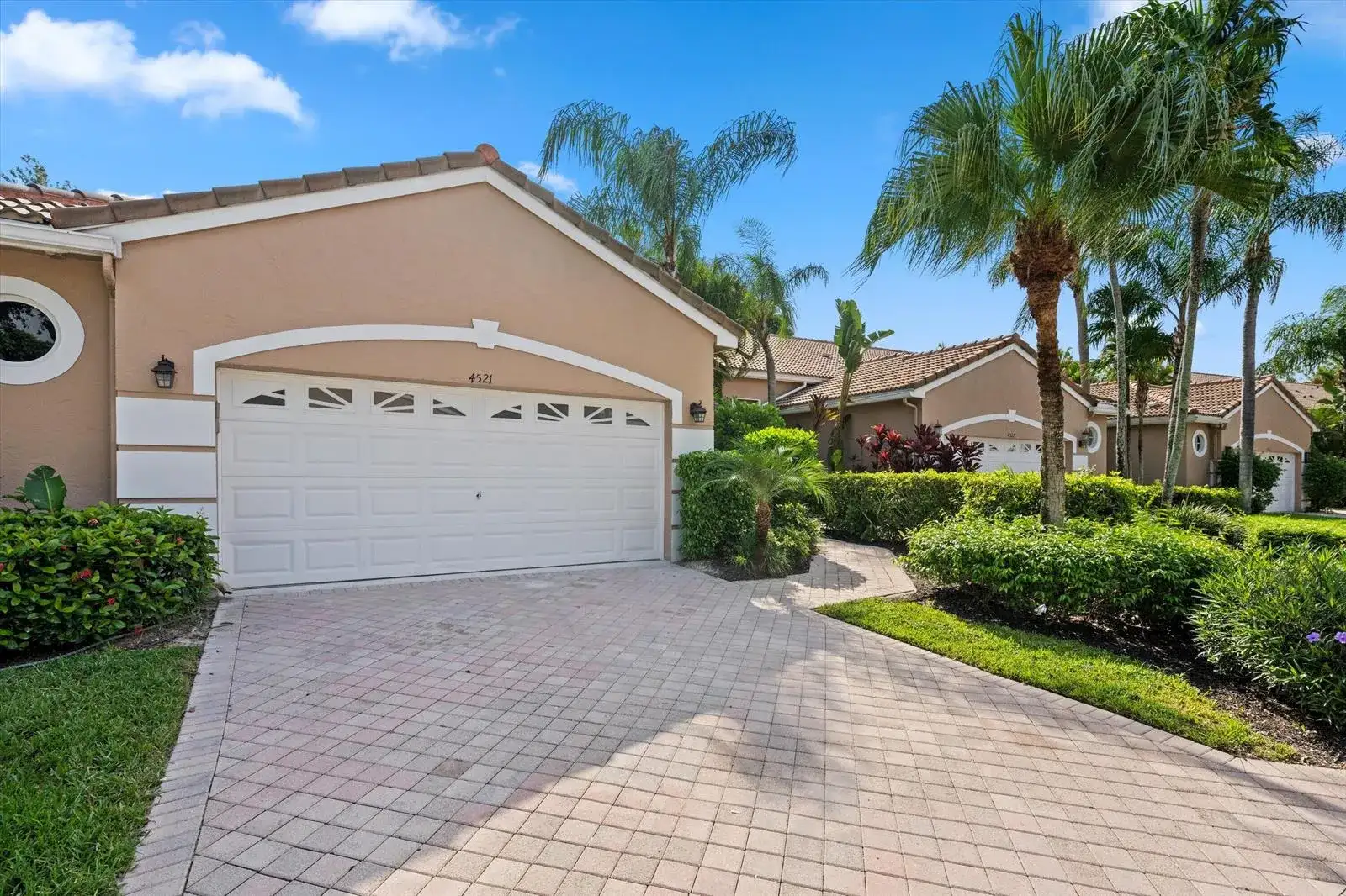4521 CARLTON GOLF Drive, Lake Worth FL 33449 photo 2