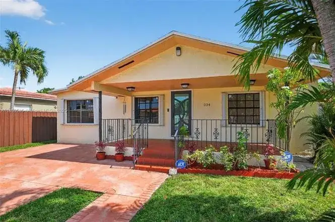 234 E 18TH Street, Hialeah FL 33010 photo 2