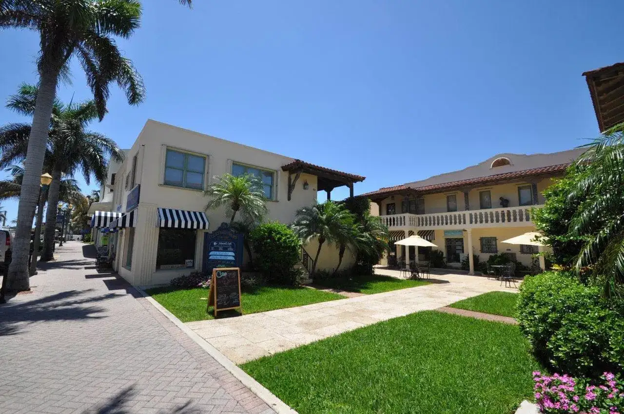 294 Tuscany Lane, Delray Beach FL 33446 photo 3