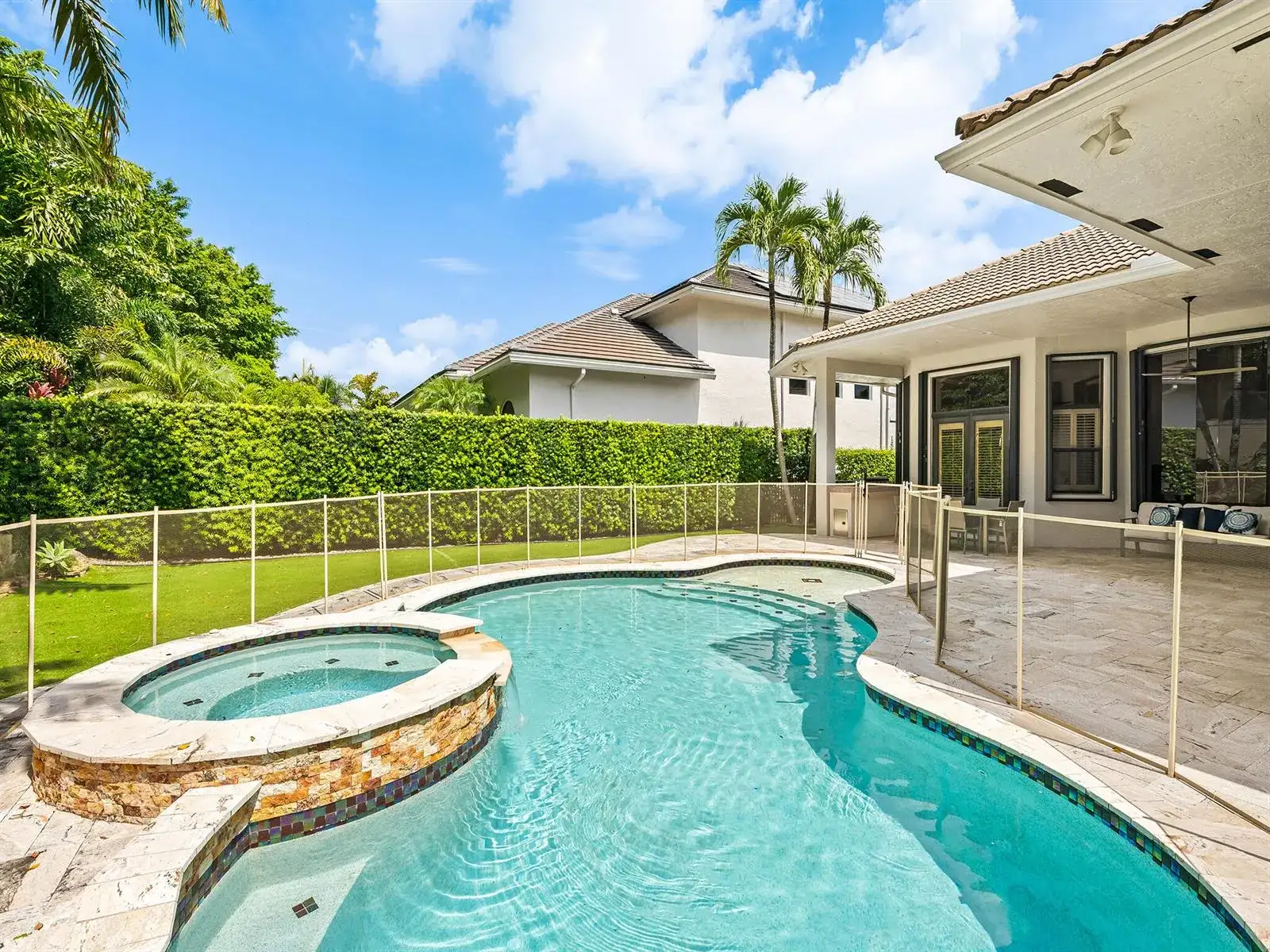 10800 Blue Palm Street, Plantation FL 33324 photo 2