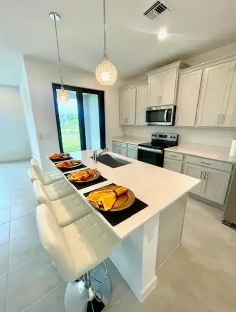 14043 SW THORENS Drive, Port St. Lucie FL 34987 photo 5
