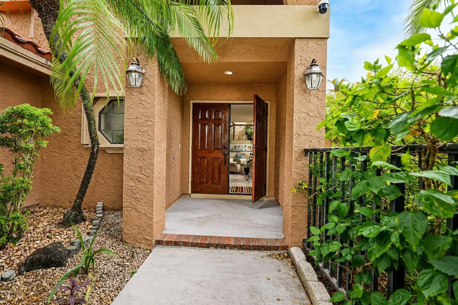 749 NW 40TH Terrace, Deerfield Beach FL 33442 photo 3