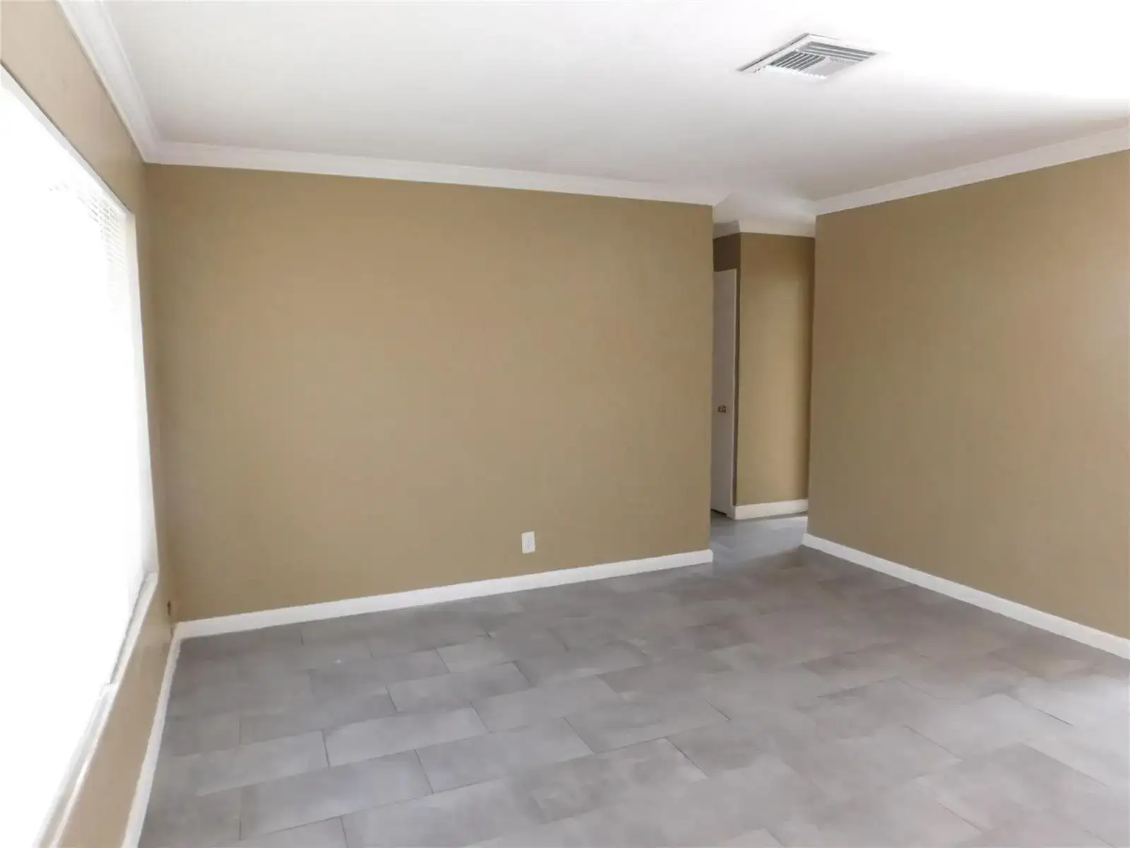 1511 SW 63RD Avenue, North Lauderdale FL 33068 photo 3