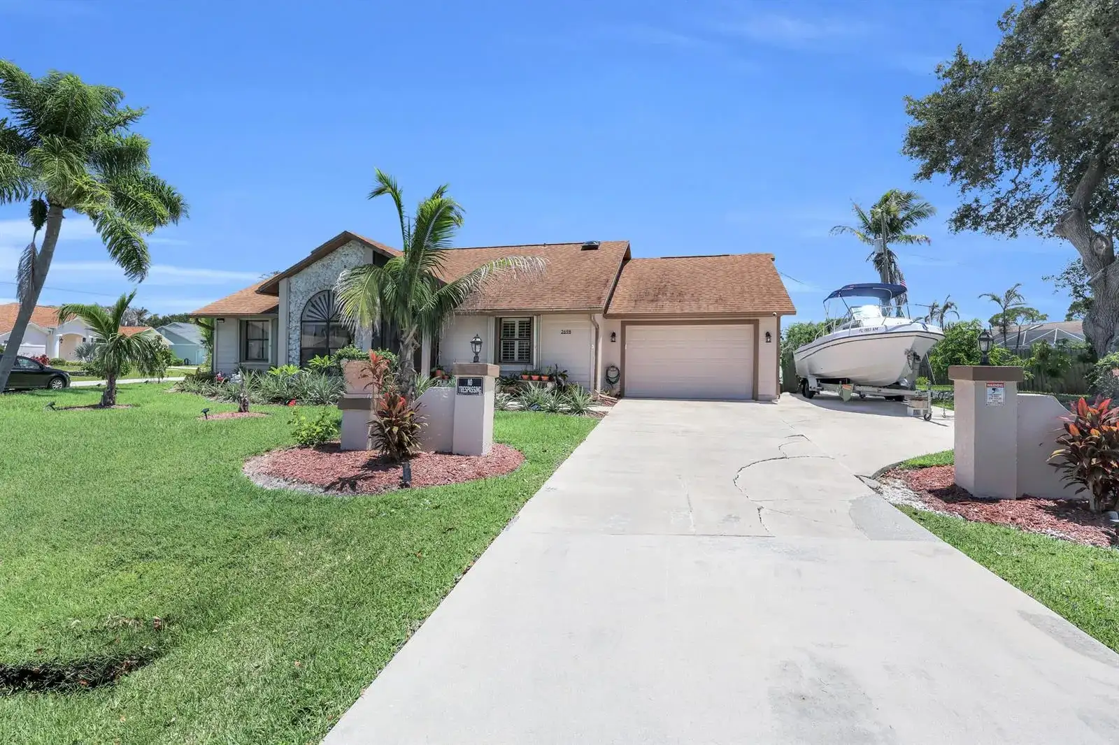 2698 SE Calusa Avenue, Port St. Lucie FL 34952 photo 2