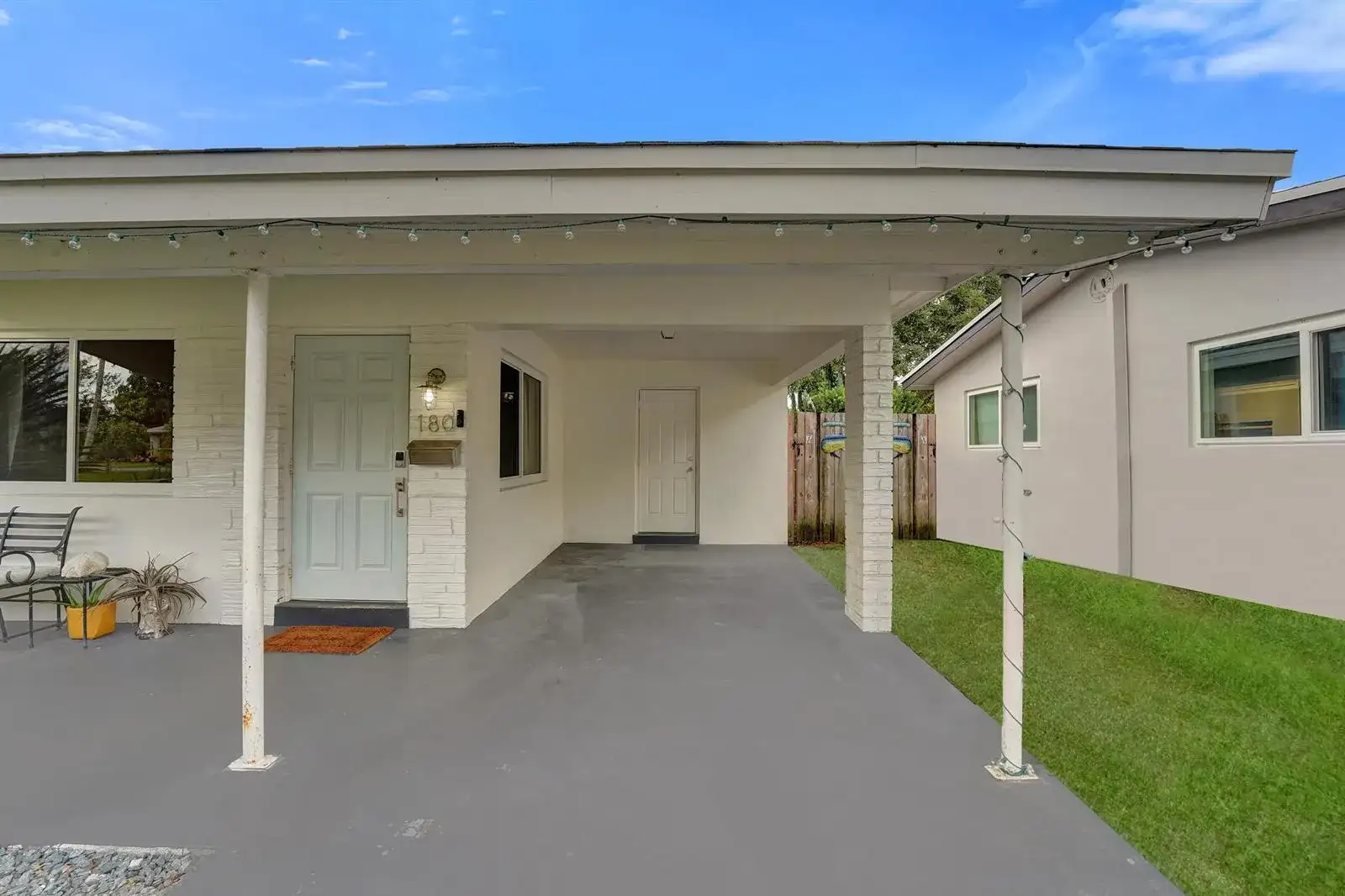 180 NW 48th Court, Oakland Park FL 33309 photo 2