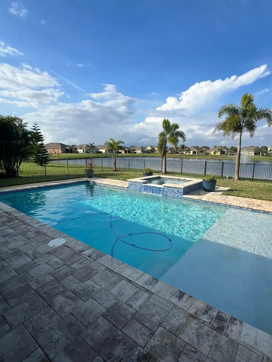 3280 ROXBURY Place SW, Vero Beach FL 32968 photo 2