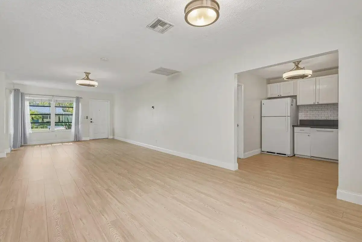 254 SW 6th Street, Dania Beach FL 33004 photo 2