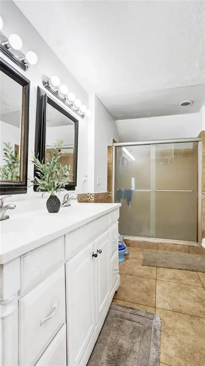 8226 NW 8th Place # 6, Plantation FL 33324 photo 2