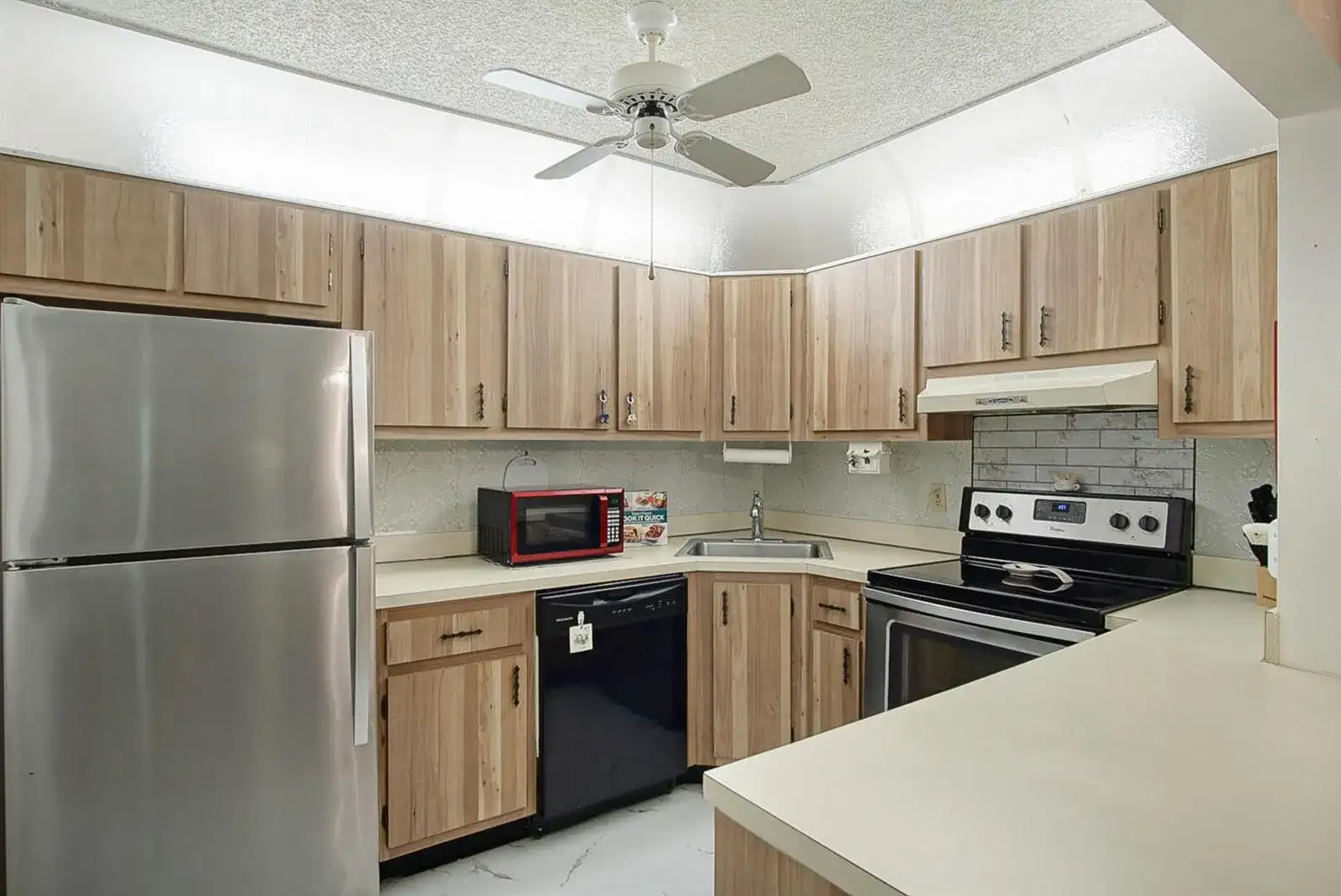 5930 Whispering Pine Way # 2, FL 33463 photo 4