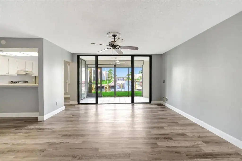 1950 SW Palm City Road # 104, Stuart FL 34994 photo 4