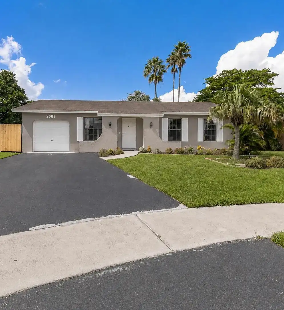 2681 NW 108TH Avenue, Sunrise FL 33322 photo 2