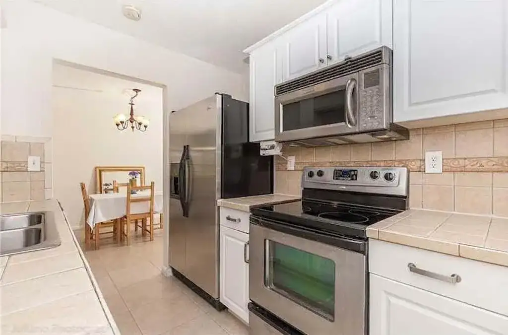2681 NW 108TH Avenue, Sunrise FL 33322 photo 4