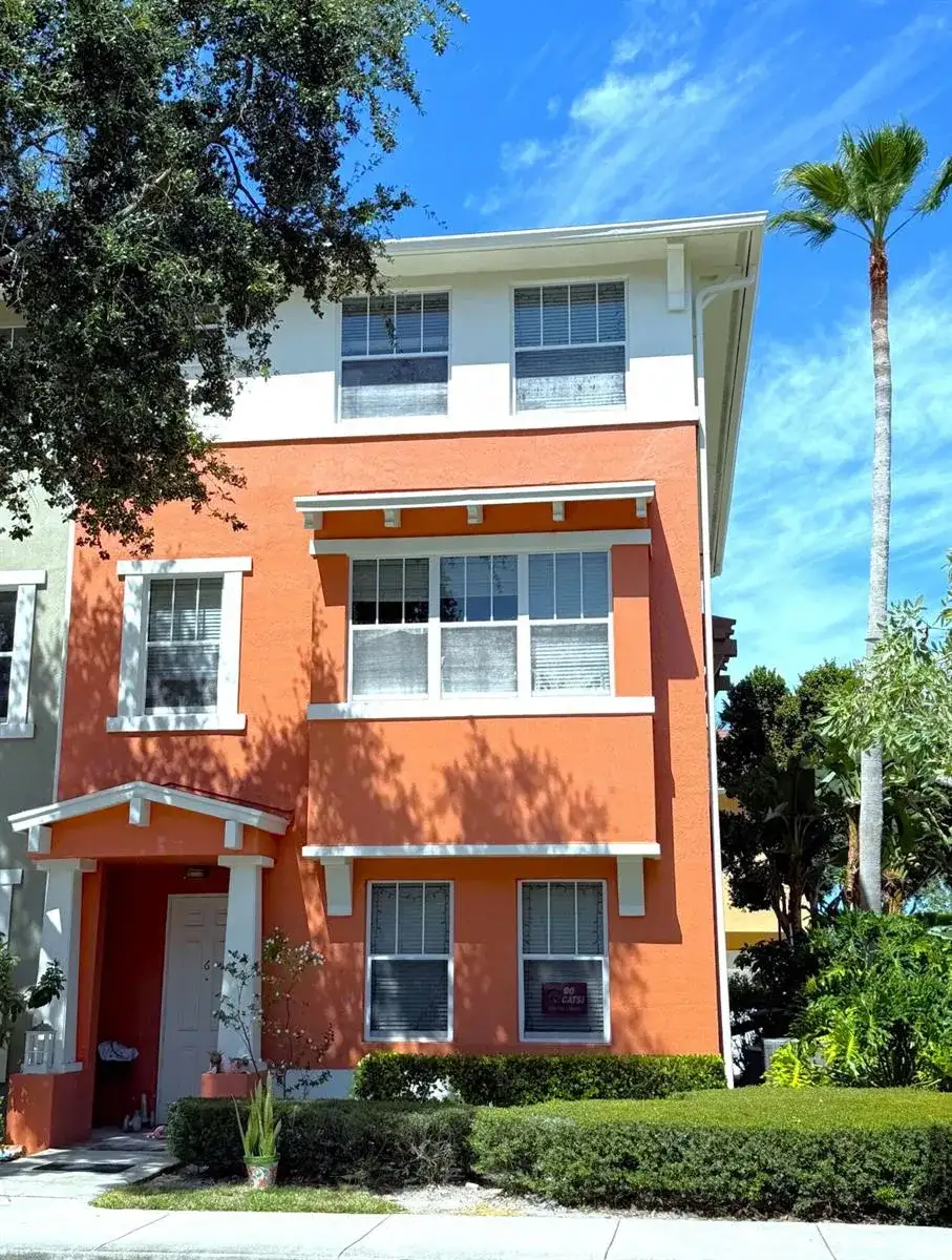 883 MILLBRAE Court # 6, West Palm Beach FL 33401 photo 2