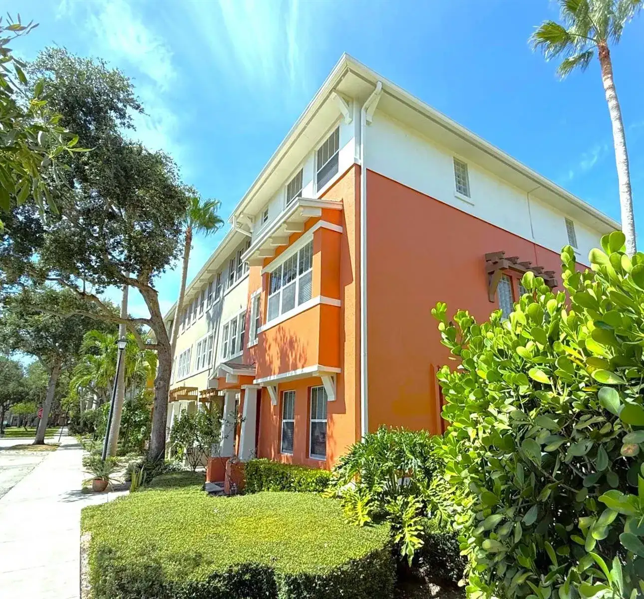 883 MILLBRAE Court # 6, West Palm Beach FL 33401 photo 4