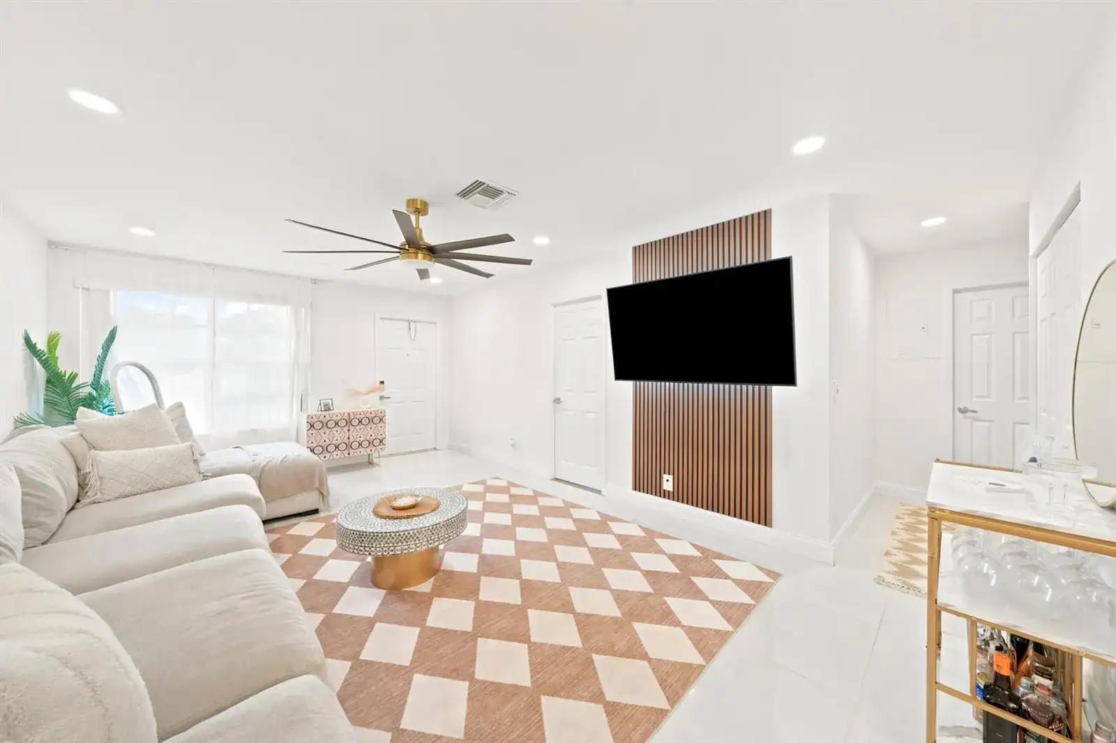 8026 SW 20TH Court, Davie FL 33324 photo 2