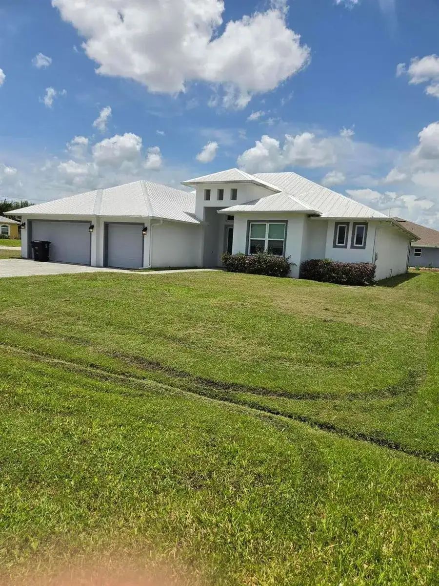 5231 NW Iredell Street, Port St. Lucie FL 34986 photo 2
