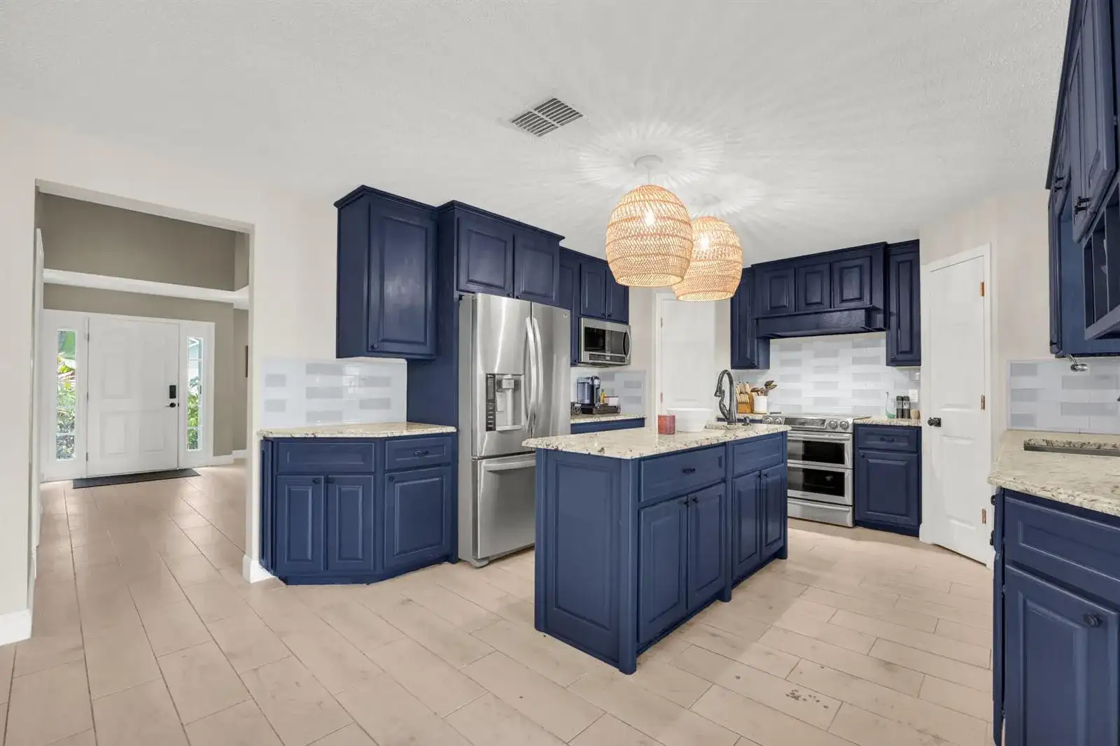 2566 12TH Square SW, Vero Beach FL 32968 photo 4