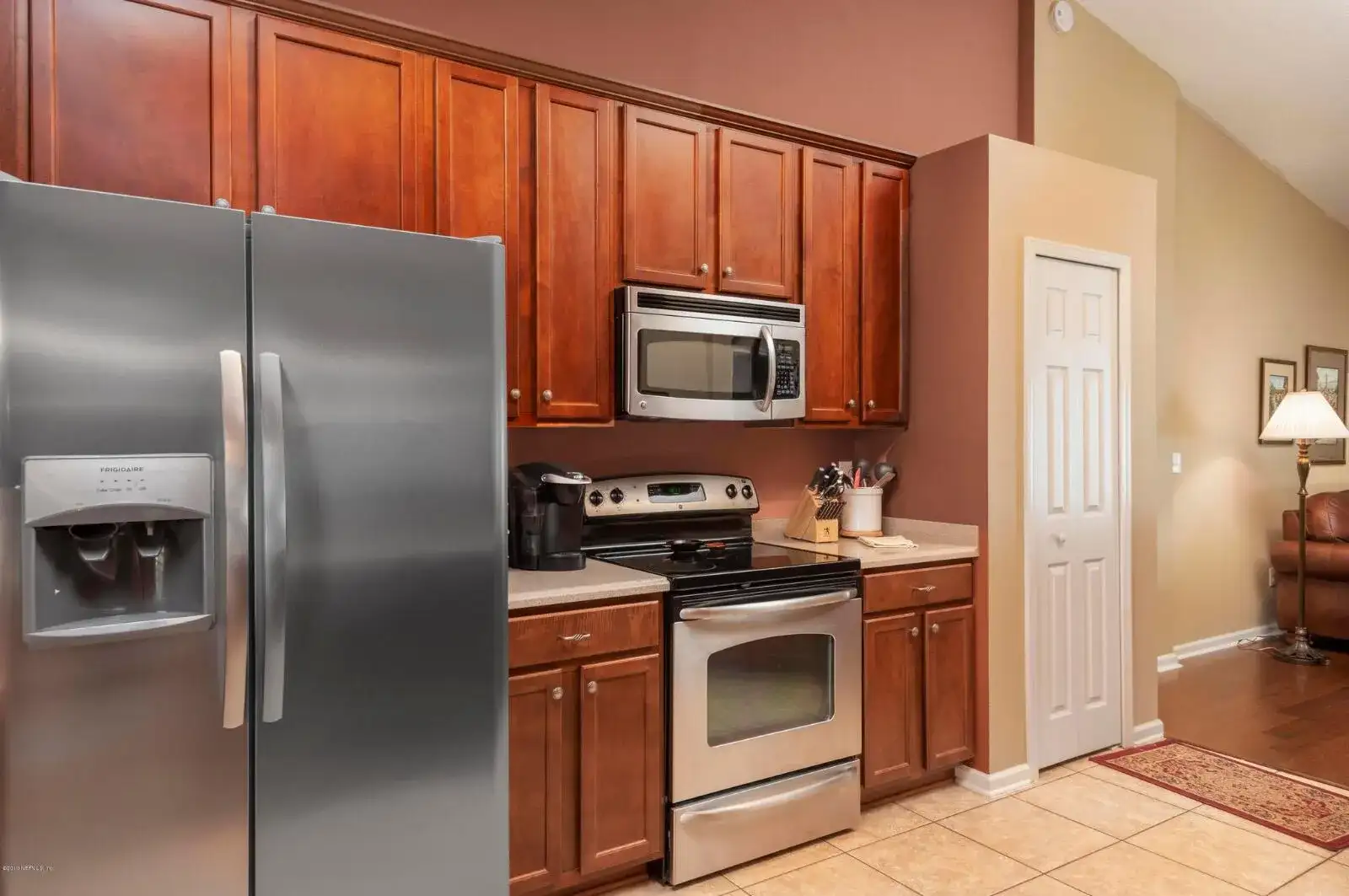 325 Casa Sevilla Avenue, FL 32092 photo 3