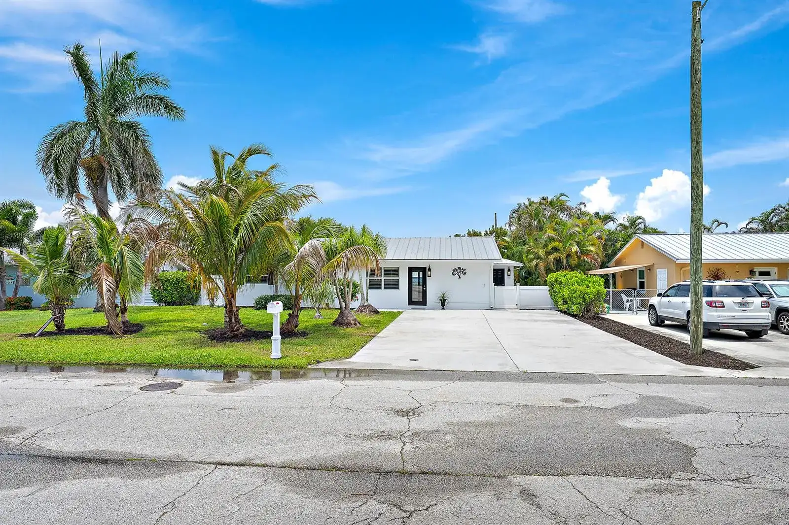 19144 SE Arnold Drive, Tequesta FL 33469 photo 4