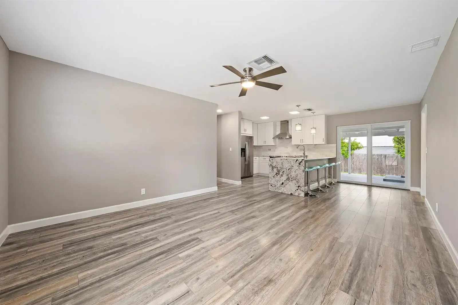 19144 SE Arnold Drive, Tequesta FL 33469 photo 5
