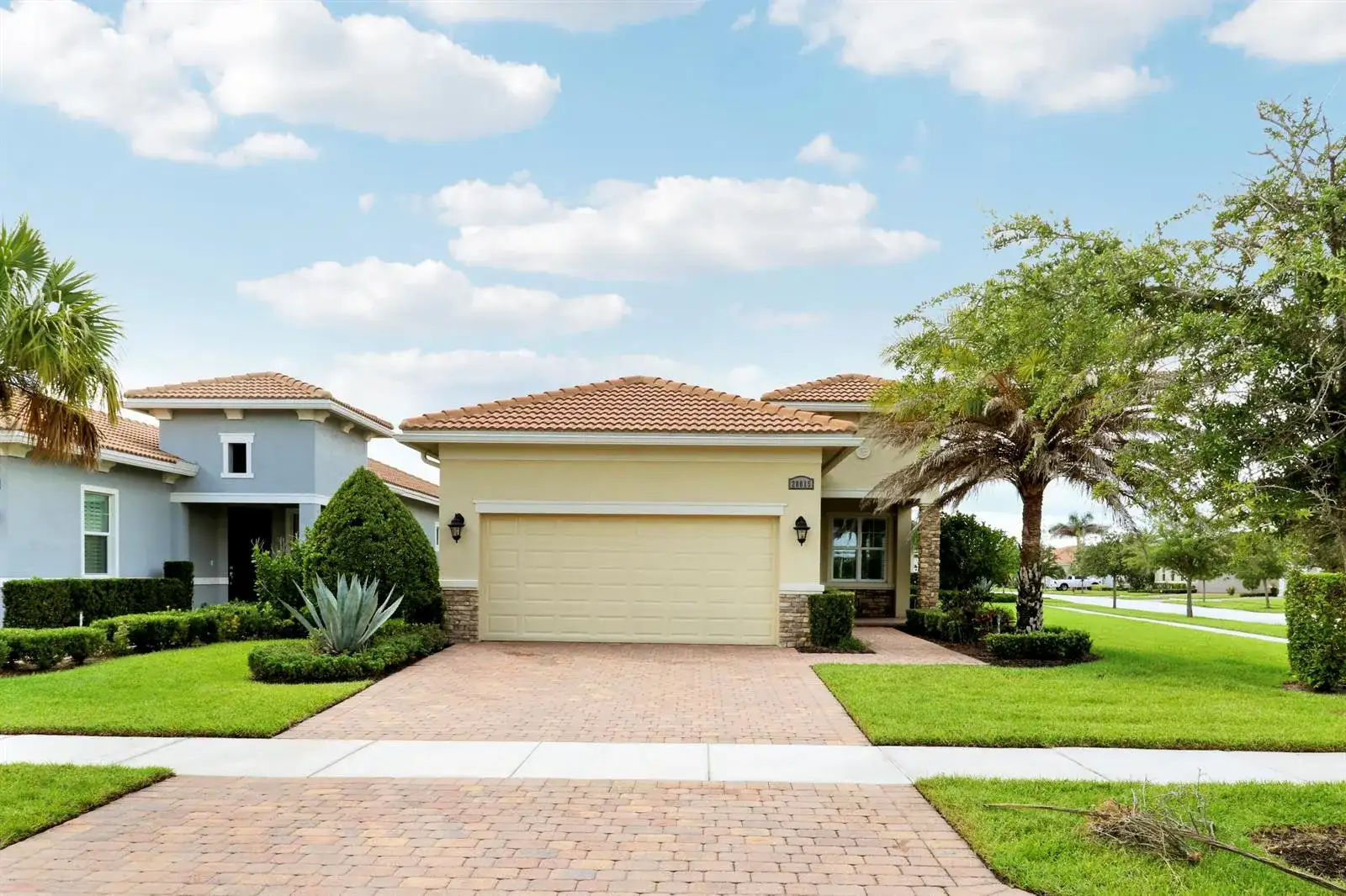 20015 SW Caserta Way, Port St. Lucie FL 34986 photo 2