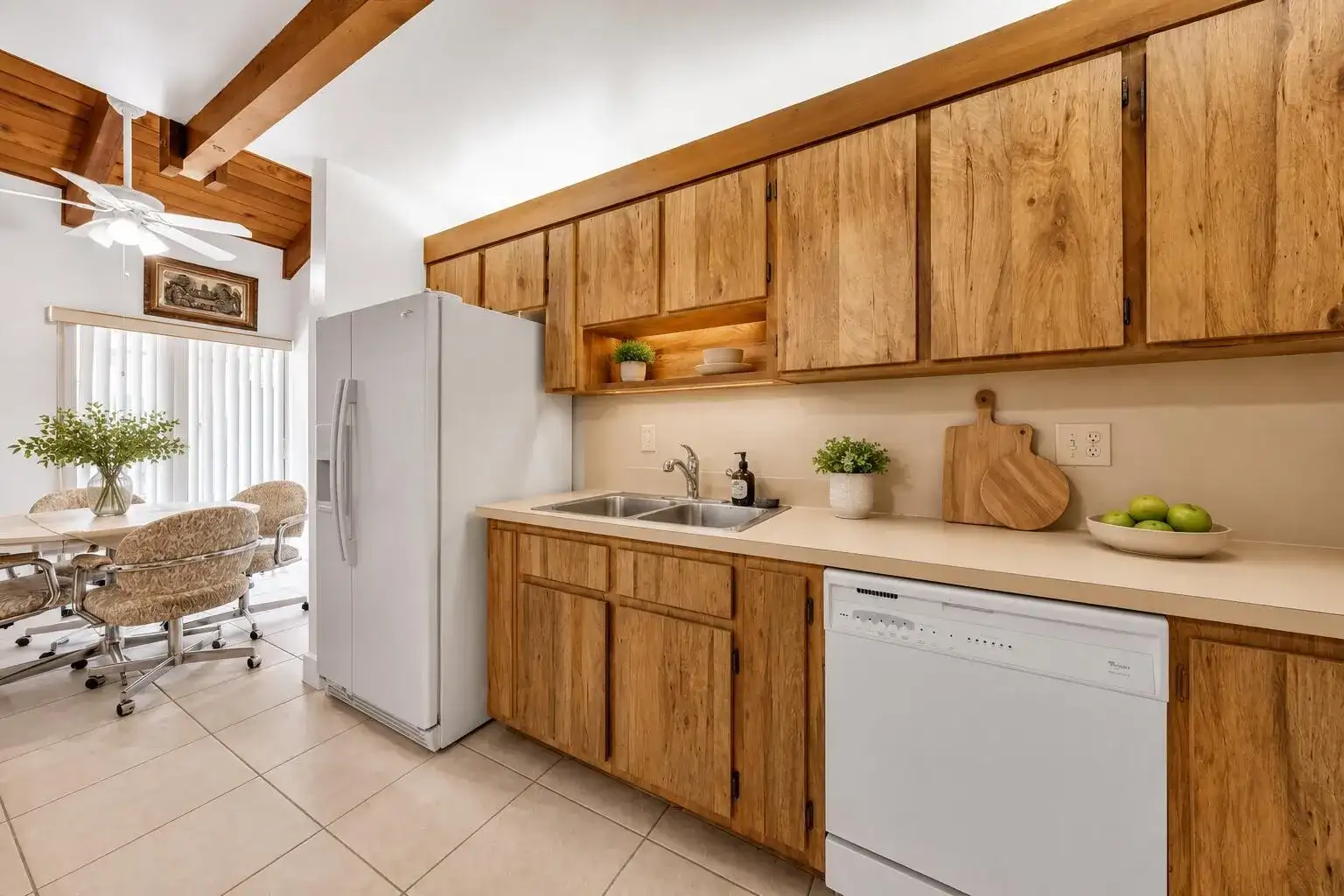 412 Briarwood Circle, Hollywood FL 33024 photo 4
