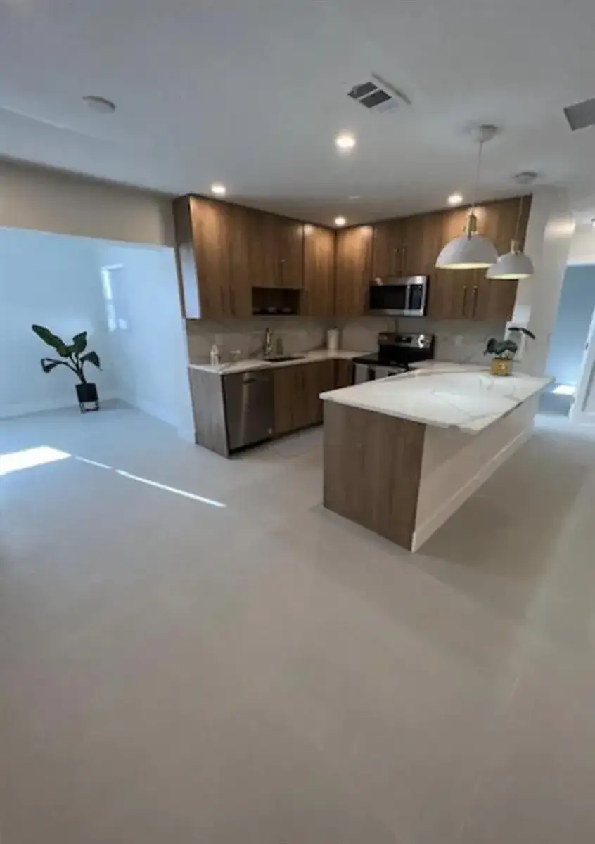 150 MANCHESTER Street, Boca Raton FL 33487 photo 3