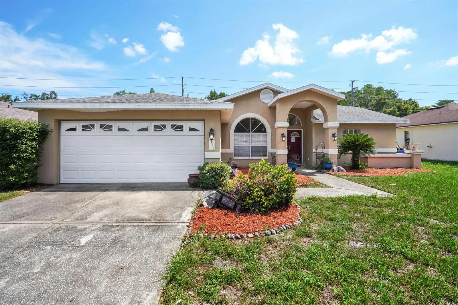 9719 Lomalinda Court, New Port Richey FL 34655 photo 2
