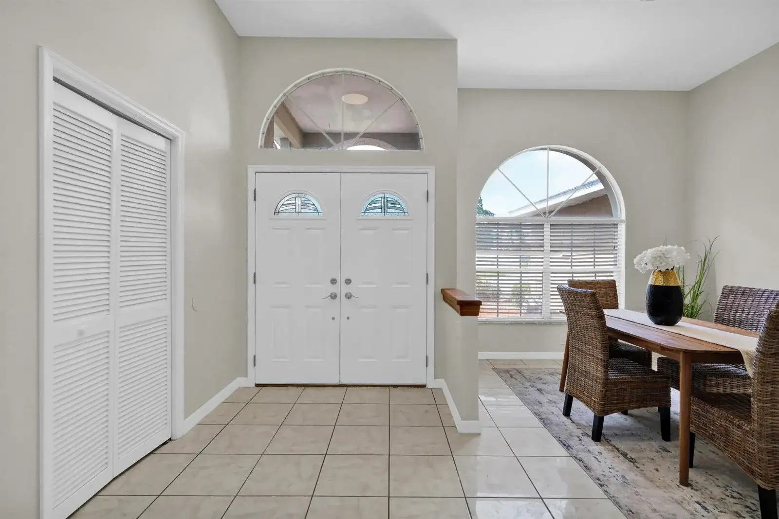 9719 Lomalinda Court, New Port Richey FL 34655 photo 4