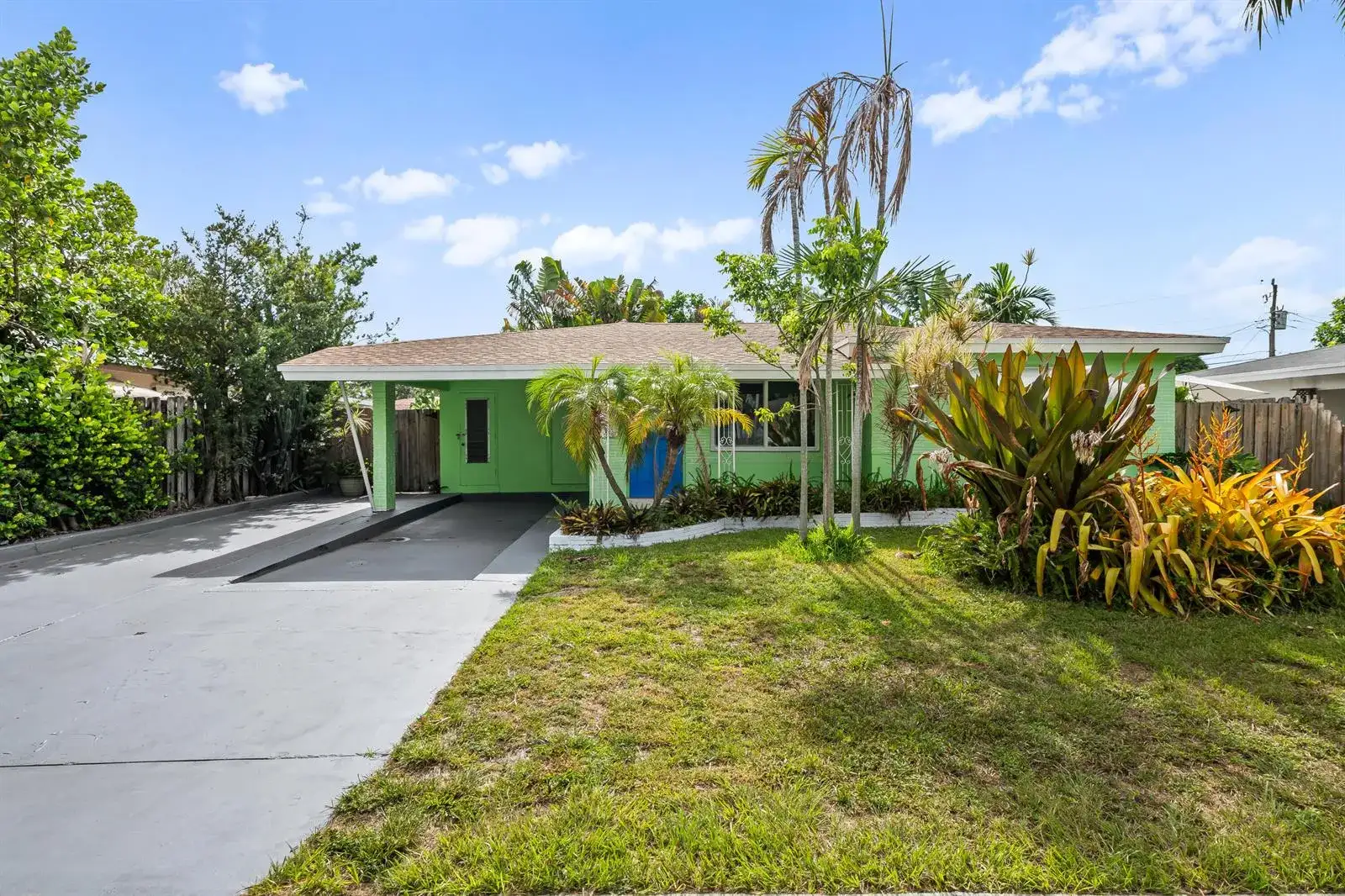 4860 NE 6th Avenue, Oakland Park FL 33334 photo 2