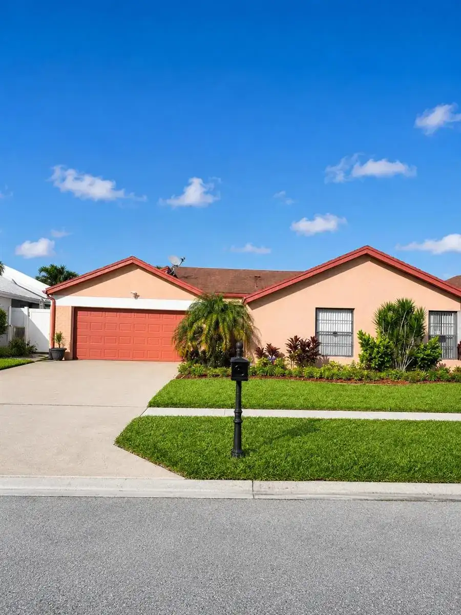 21082 Rustlewood Avenue, Boca Raton FL 33428 photo 2
