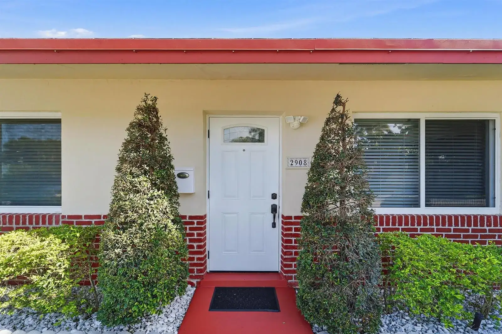 2908 NW 48TH Street, Tamarac FL 33309 photo 2