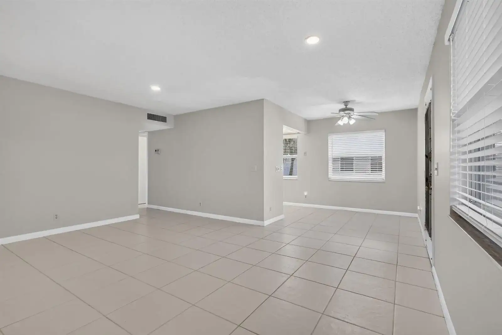 40 Burgundy A, Delray Beach FL 33484 photo 5