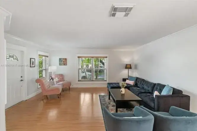 10120 NW 57th Street, Doral FL 33178 photo 5