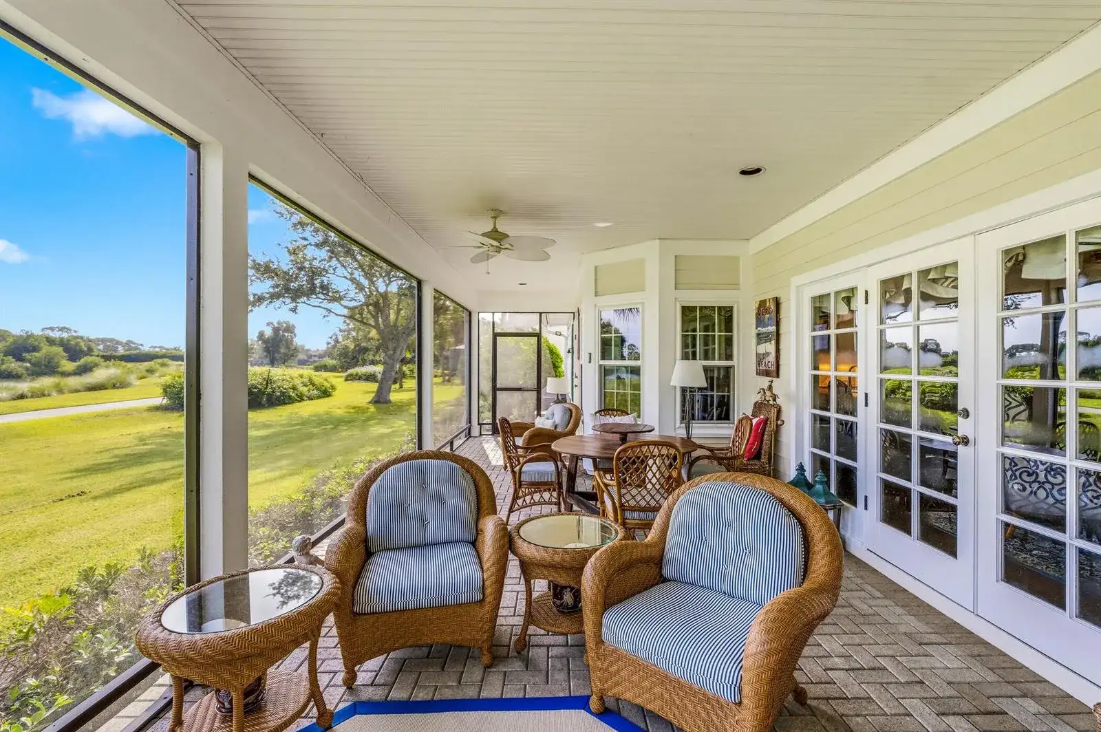 700 SUMMERWOOD Lane SW, Vero Beach FL 32962 photo 3