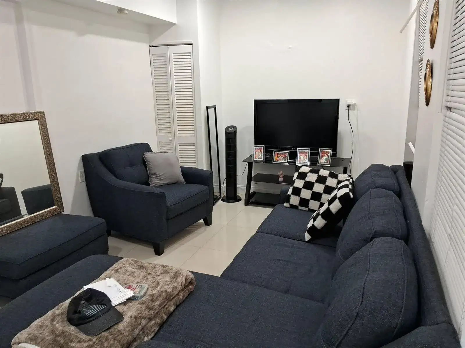 710 Columbus Parkway, Hollywood FL 33021 photo 2