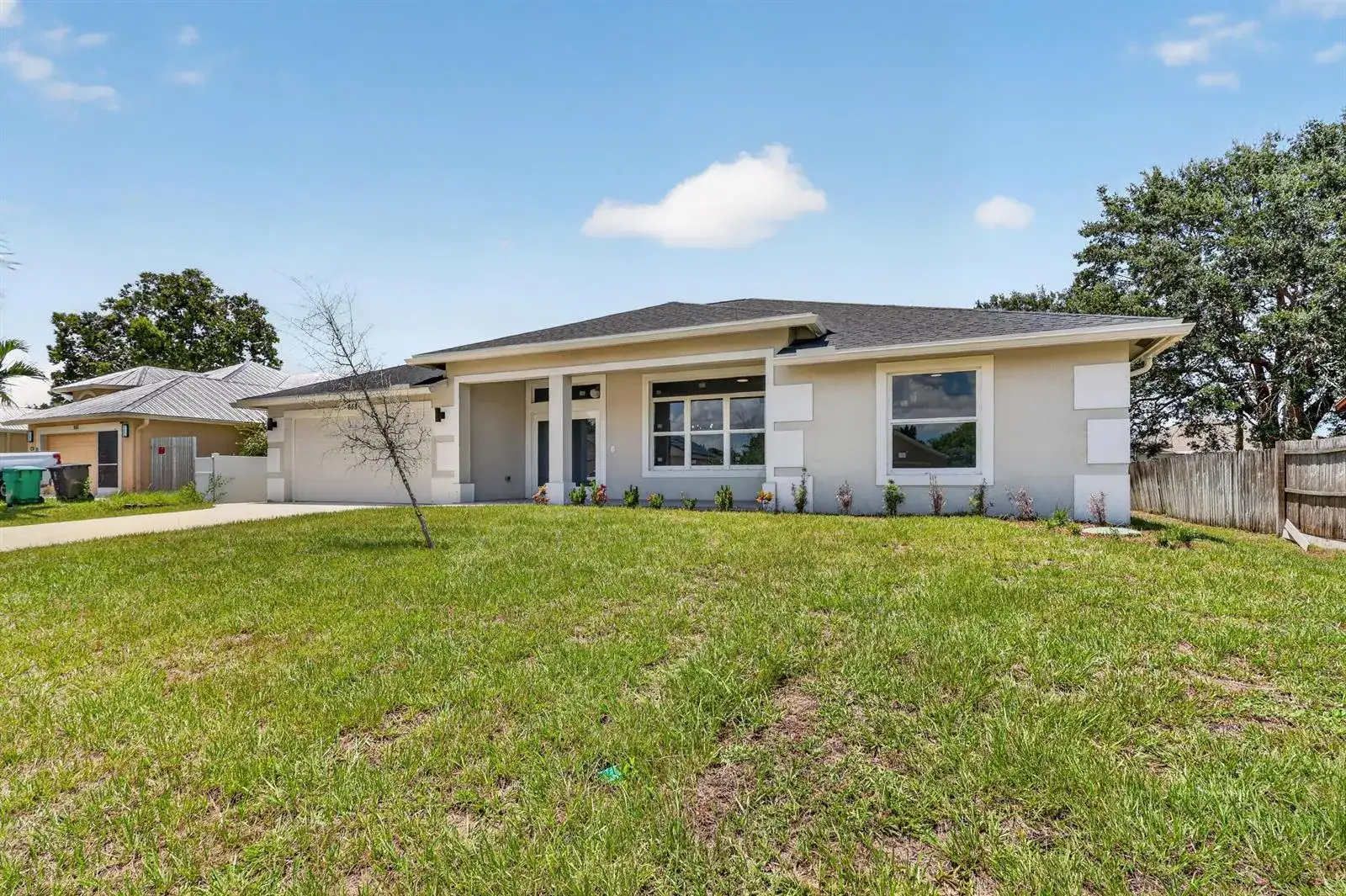 655 SW Seagull Terrace, Port St. Lucie FL 34953 photo 2